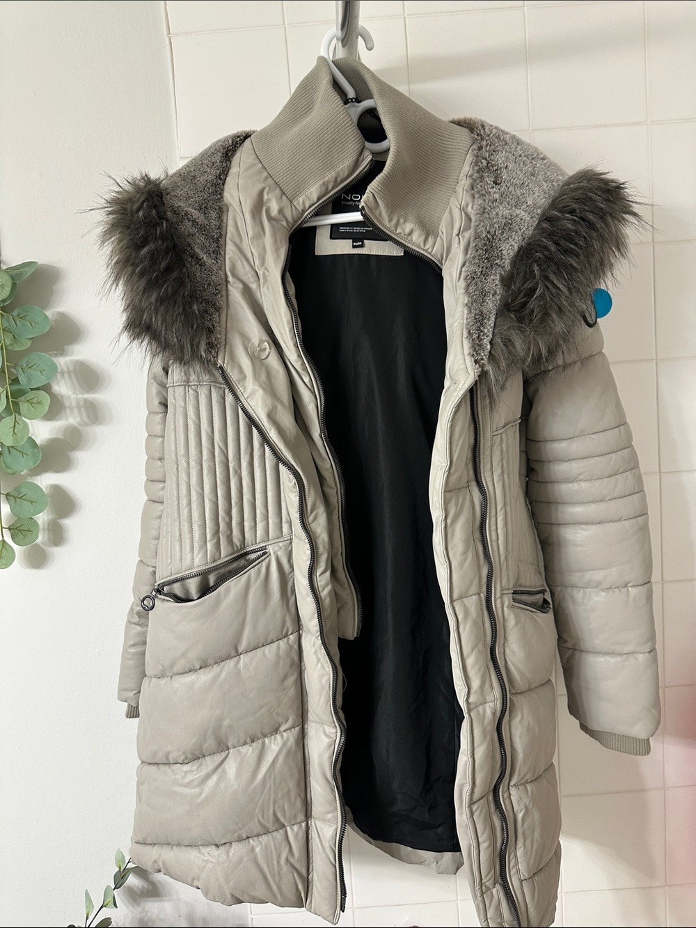 Noize Gigi Faux Leather Puffer Coat - Light Gray